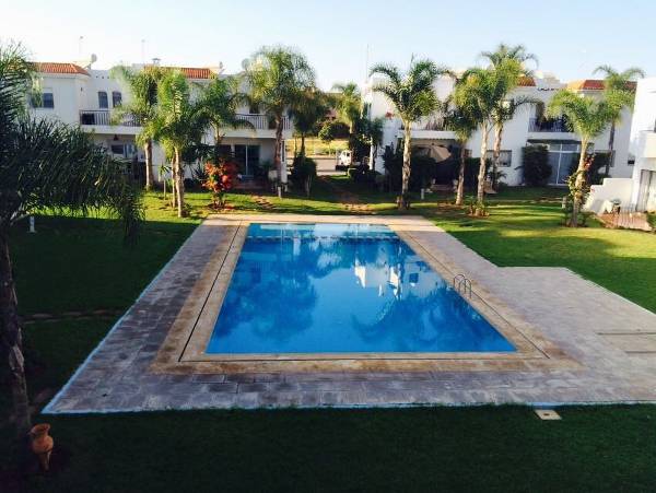 Rabat Harhoura  Villa meublée 300 m²