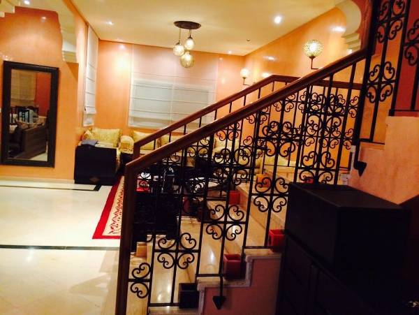 Rabat Harhoura  Villa meublée 300 m²