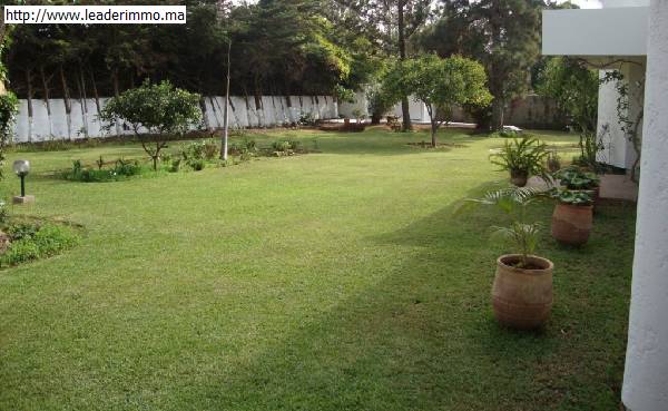 Rabat Souissi  Villa en location