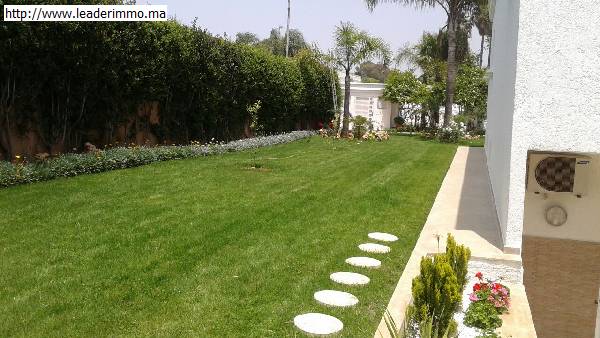 Villa en location à Souissi Rabat.