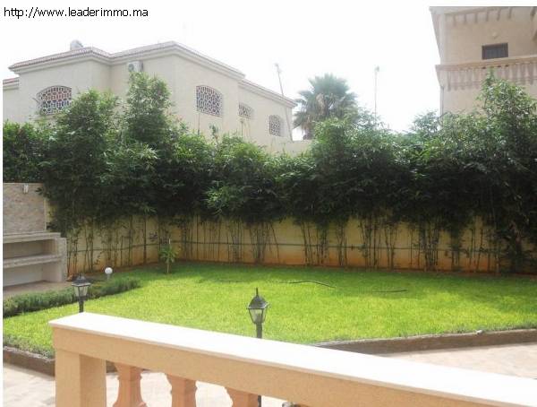 Rabat Hay Riad  Villa à louer 805 m²