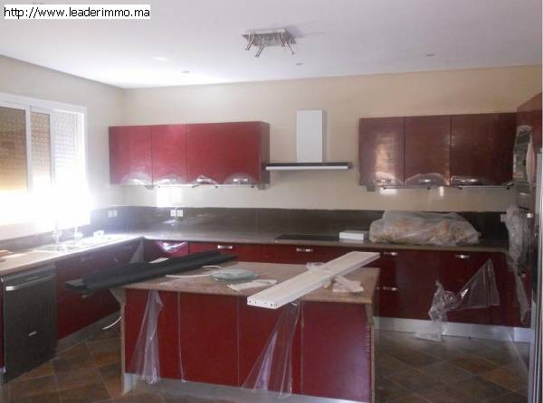 Rabat Hay Riad  Villa à louer 805 m²