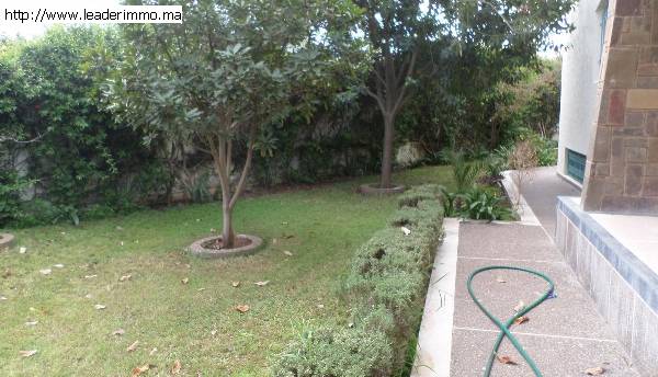 Rabat Hay Riad  Villa à louer 600 m²