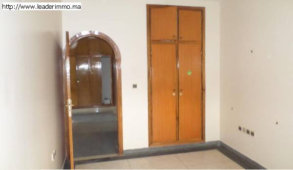 Rabat Hay Riad  Villa à louer 600 m²
