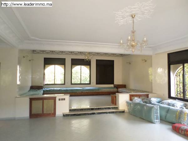 Rabat Hay Riad Villa à louer 500 m²