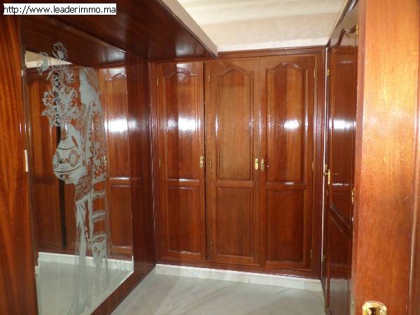 Rabat Hay Riad Villa à louer 500 m²
