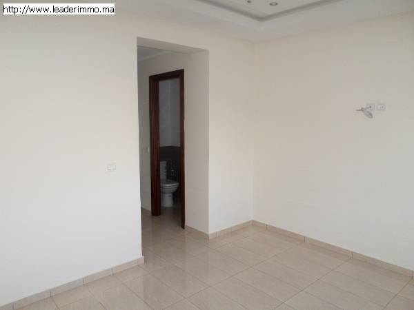 Rabat agdal villa à louer