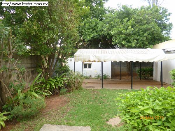Rabat OLM  Villa à louer 1000 m²