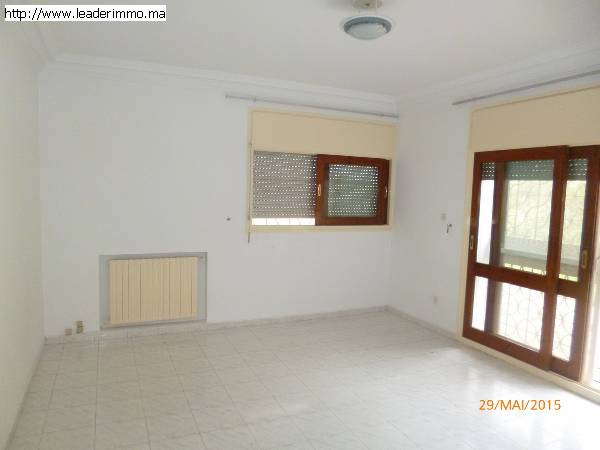 Rabat OLM  Villa à louer 1000 m²