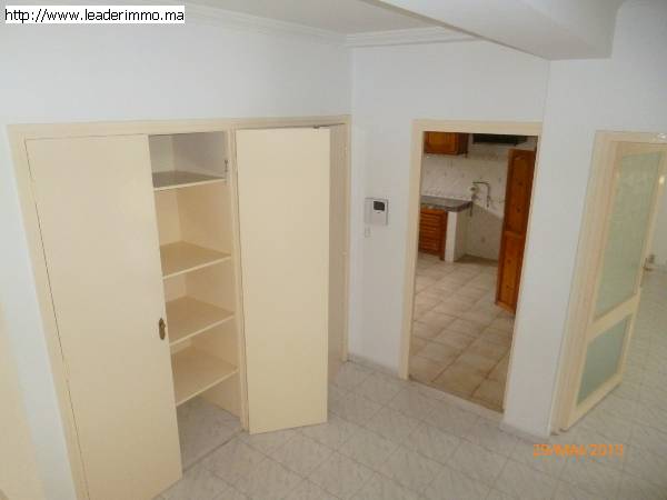 Rabat OLM  Villa à louer 1000 m²