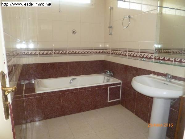 Rabat OLM  Villa à louer 1000 m²