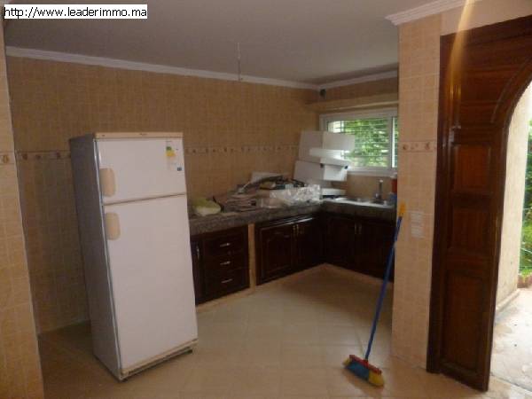 Rabat Harhoura Triplex à louer 180 m²