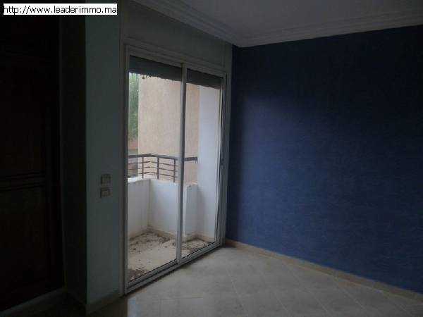Rabat Harhoura Triplex à louer 180 m²