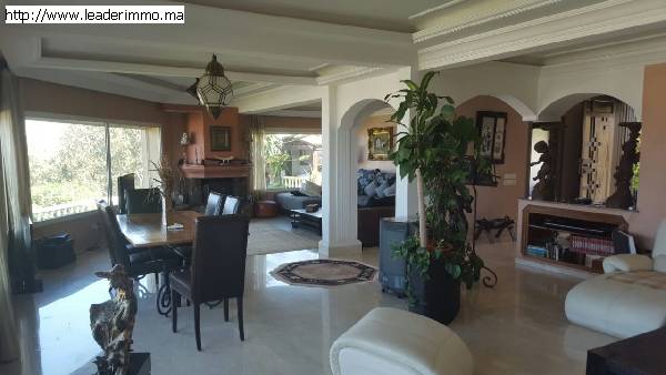 Rabat Harhoura  Villa à louer 800 m²