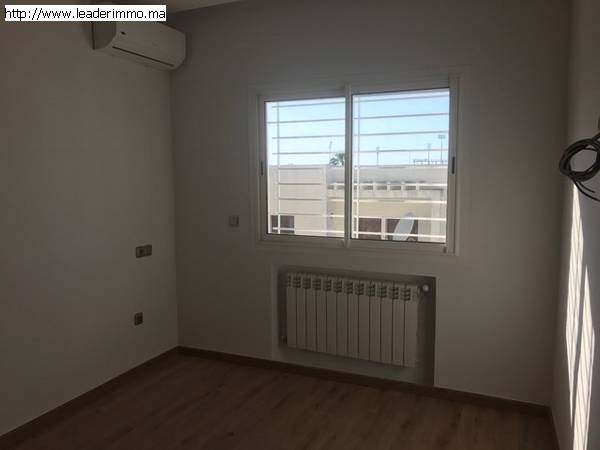 Rabat Hay Riad Villa à louer 200 m²