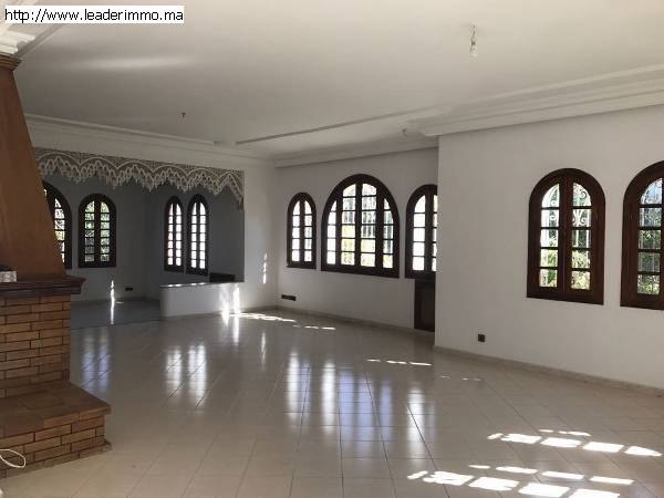Rabat Hay Riad Villa à louer 700 m²