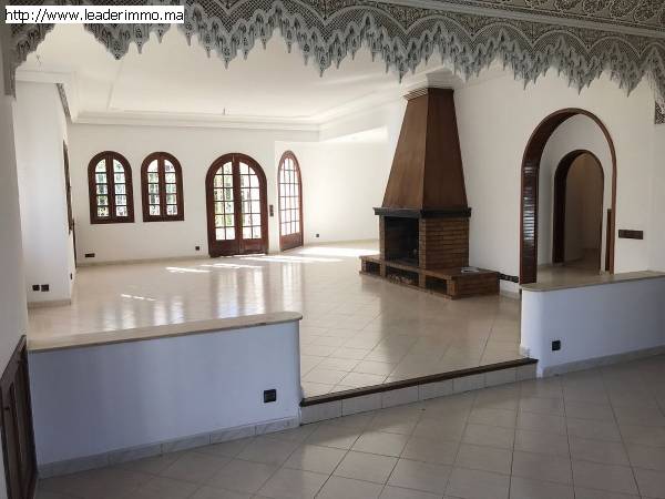 Rabat Hay Riad Villa à louer 700 m²