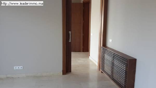 Rabat Souissi villa à louer 1000 m²