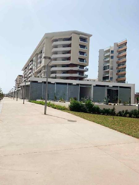 Location d'un local commercial à préstigia Riad Al andalous. 