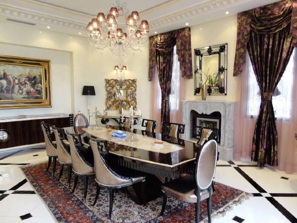 Villa de luxe à vendre à Souissi les ambassadeurs.