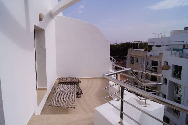Grand appartement à louer en haut d'Agdal.