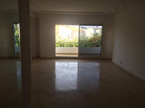 villa à louer Souissi, Rabat