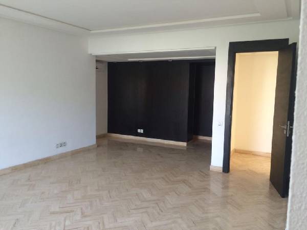 villa à louer Souissi, Rabat