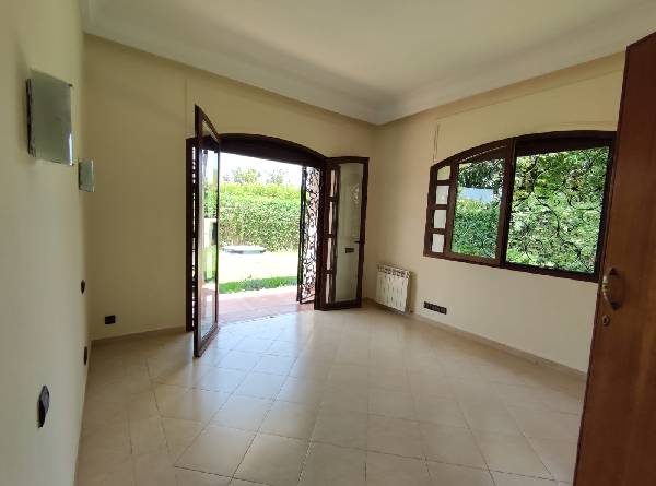 Villa à louer  à Rabat Souissi.