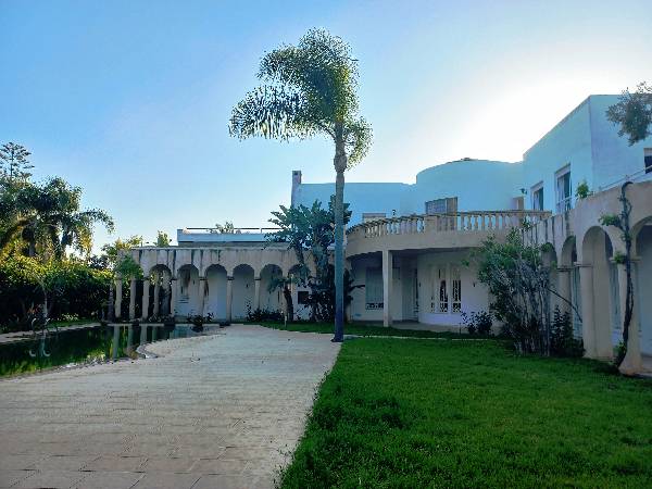 Villa Bureau à louer à Rabat Souissi