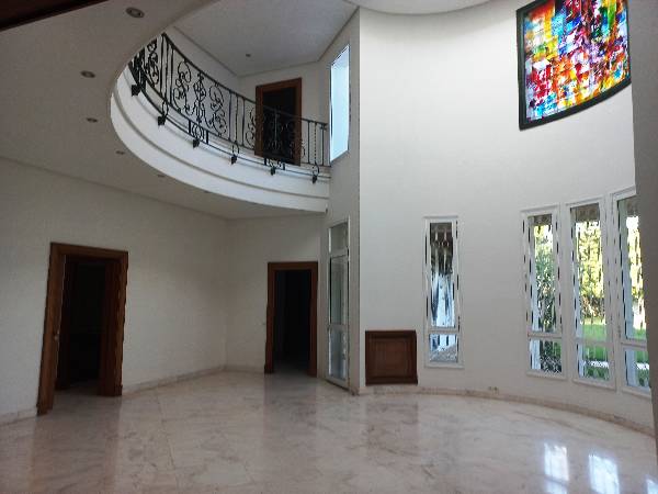 Villa Bureau à louer à Rabat Souissi
