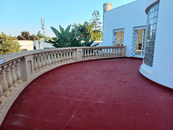 Villa Bureau à louer à Rabat Souissi
