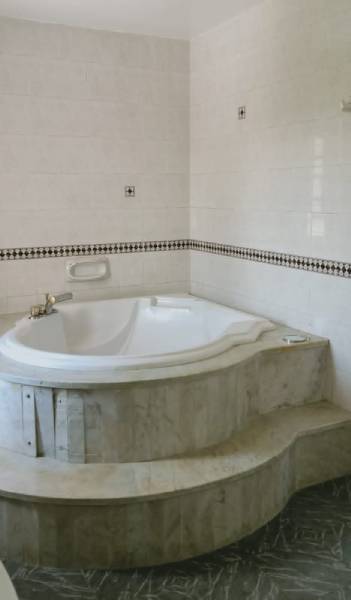 Villa à Vendre à Hay Riad Rabat