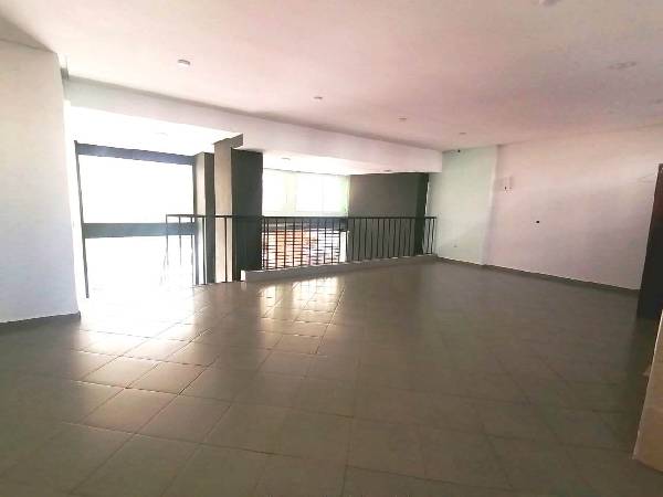 Local à vendre à Hay Riad