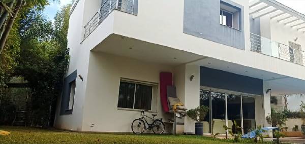 Location villa moderne à DAR ESSALAM