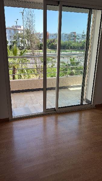 À Louer – Appartement spacieux à Hay Riad, Rabat 